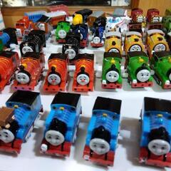 《子供向け》たくさんの、チョロＱみたいな案件