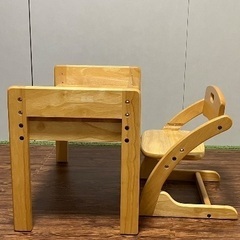 幼児机の画像