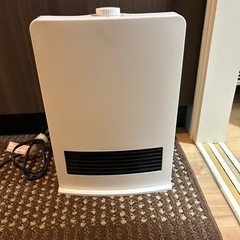 状態良好 超定番セラミックファンヒーター ヤマゼン DF-J12...