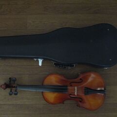 バイオリン、弓、バイオリンケースセット　インテリア
