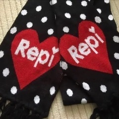 レピピアルマリオ　repipi armario  ドット柄マフラー　黒の画像