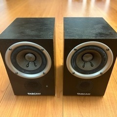 Roland RS-9 シンセサイザーの画像