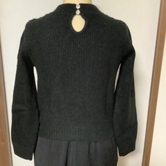 LODISPOITTO 黒セーターの画像