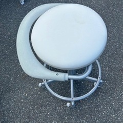 360°回転式 椅子 オフィスチェア 多量の画像