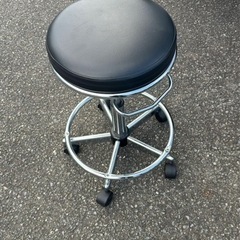 360°回転式 椅子 オフィスチェア 多量の画像