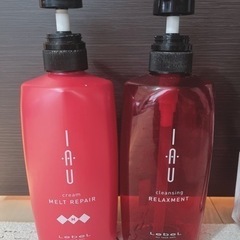 【ヘアサロン専売品】LebeL  IAU   シャンプー・トリートメントの画像