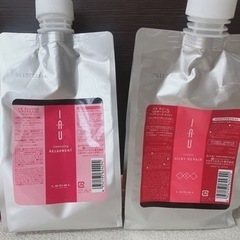 【ヘアサロン専売品】LebeL  IAU   シャンプー・トリートメントの画像