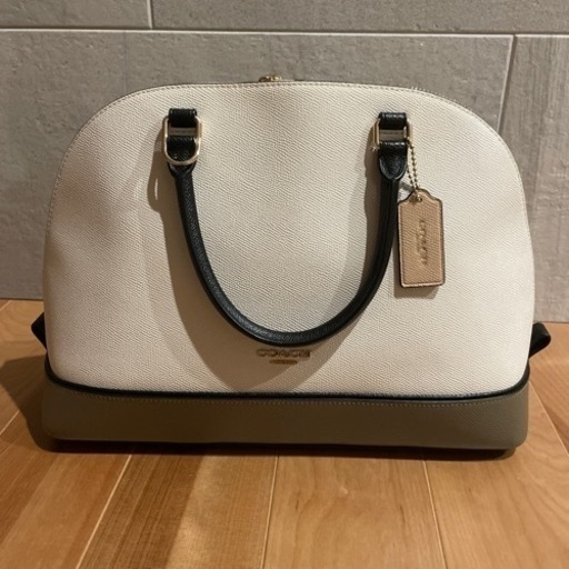 美品！コーチ　ショルダーバッグ