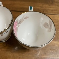 ナルミ　カップアンドソーサー　カレス　カップ＆ソーサー　ボーンチャイナ　薔薇の画像