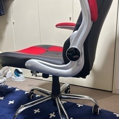ゲーミングチェア　の画像