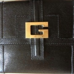 GUCCI二つ折り財布の画像