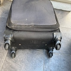 【差し上げます】スーツケース　黒の画像