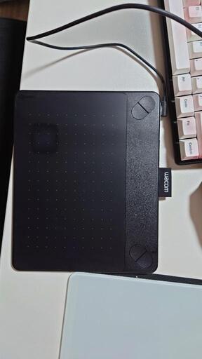 ペンタブ　Wacom　cth-490/k