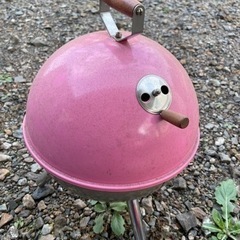 フタ付きBBQコンロの画像