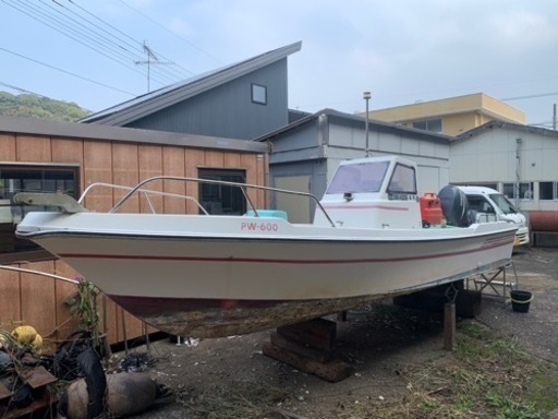 ニッサンボート(仕上げ中)エンジン動作動画あり。