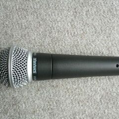 ＊値下げしました。9.000円→8.000円＊SHURE ( シュア ) / SM58 ダイナミックマイク（美品）スイッチ無しタイプです。の画像
