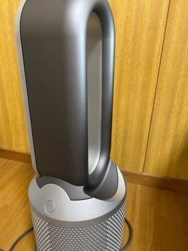 Dyson 空気清浄機能付きHot &Cool 型式HP03