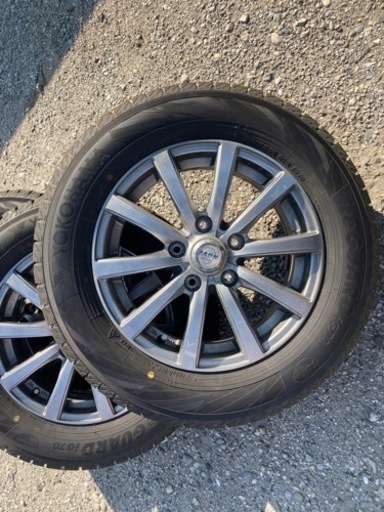195/65/15 スタッドレス　ZRR80、Voxy Noahなど