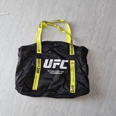 UFCトラベルバック