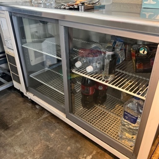 台下ショーケース