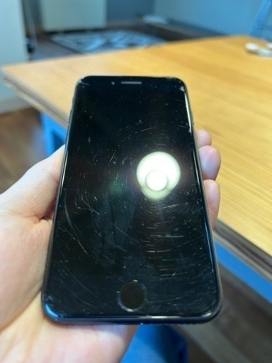 iPhone SE 第二世代→受け渡し予定者決定