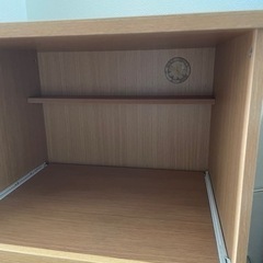値下げしました！食器棚(ご自宅まで配達します)の画像