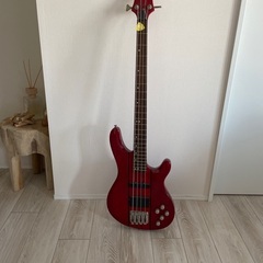 ベース