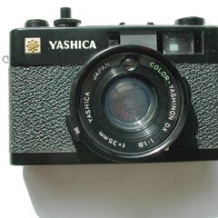 ♦️昭和レトロ1970年フイルムカメラ♦️ろうそく1本の明かりで撮れる♦️  ヤシカ　Electro35 CC　の画像