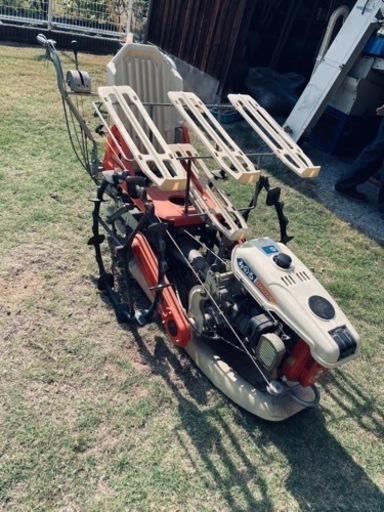 みのる　ポット色歩行田植え機　LTP-2F-D