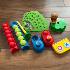 アンパンマン　森のポンポン玉入れ　一部不足