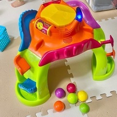 （決定）つかまり立ち　おもちゃ　玩具　ベビー、キッズ用品整理中！