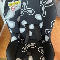 新生児から使えるチャイルドシート