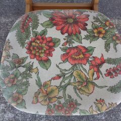 ★木製　花柄　チェア　椅子　高さ67.5cm　座面48×50cm　昭和レトロ　アンティーク　家具　インテリア②の画像