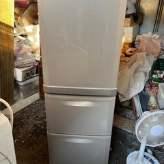 三菱冷蔵庫の画像