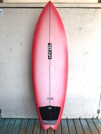 【美品】PYZELサ一フボード　ASTORO POP ウィングフィッシュ