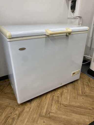 業務用冷凍庫(319L)