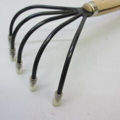 stp-2102　忍者クマデ　長柄  5本爪　DCM　ガーデニング　園芸用品　農業　土農工具　熊手　潮干狩り　雑草処理の画像