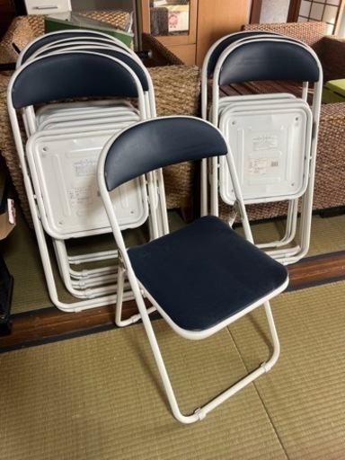 パイプ椅子　9セット