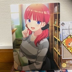 五等分の花嫁　イラストボード(二乃) ストラップ(四葉)の画像