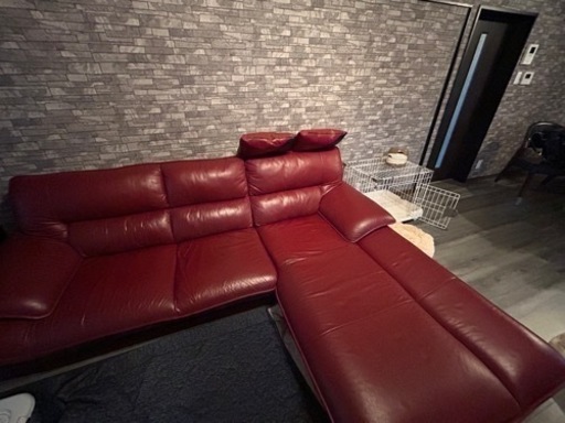 ニトリ　本革カウチソファー　赤×黒