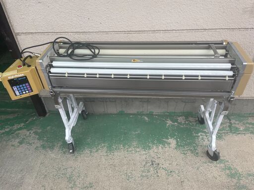 クロス糊付け機　稼働品　極東産業　クロス屋さん　職人さん