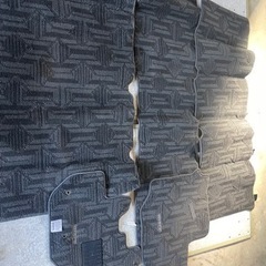 200系ハイエース　ワゴン　フロアマット