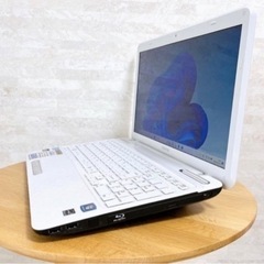 【美品】最新Windows 11 10月分③HDD320GB メモリ4GB 東芝　ノートパソコンの画像