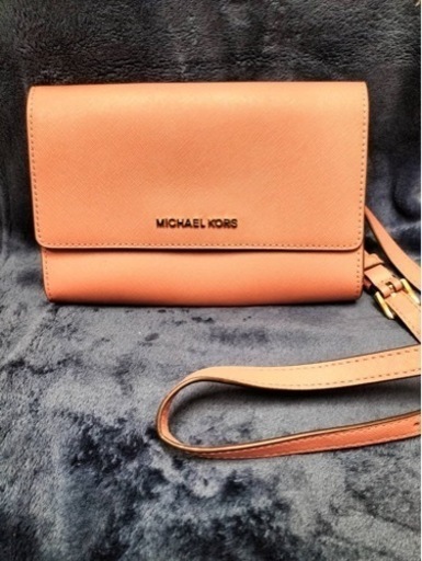 美品　MICHAEL KORS さらに値下げしました！