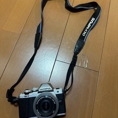 OLYMPAS OM-D EM-10Ⅱ