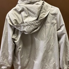 gu マウンテンパーカーの画像