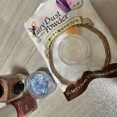 ネイル用品4点　無料の画像