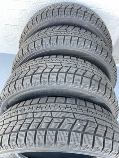 スタッドレスタイヤ・YOKOHAMAアイスガード60 (2021年12月製造)