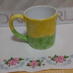 ◆　中古【マグカップ】③　　《ペン立て用》　　MADE　IN　Philippines(フィリピン)。の画像