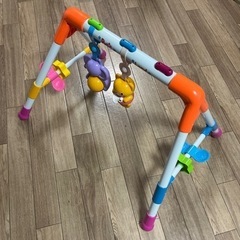 赤ちゃんジム 玩具 おもちゃ